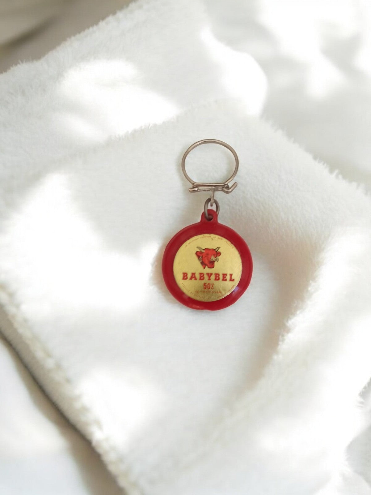 Porte-clés Babybel vintage ancien rétro publicité rouge accessoire d’occasion