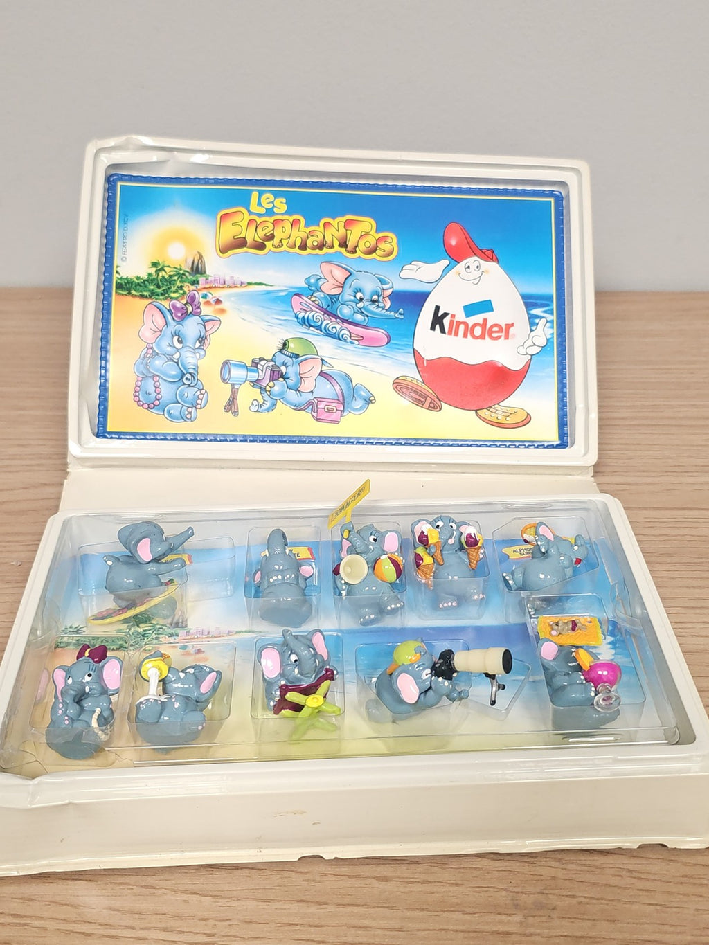 Coffret vintage figurines Kinder Les Elephantos ancien rare, collection rétro jo