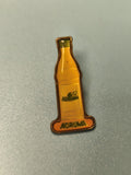 Vintage pin's bouteille Agruma jaune publicitaire collection soda rétro