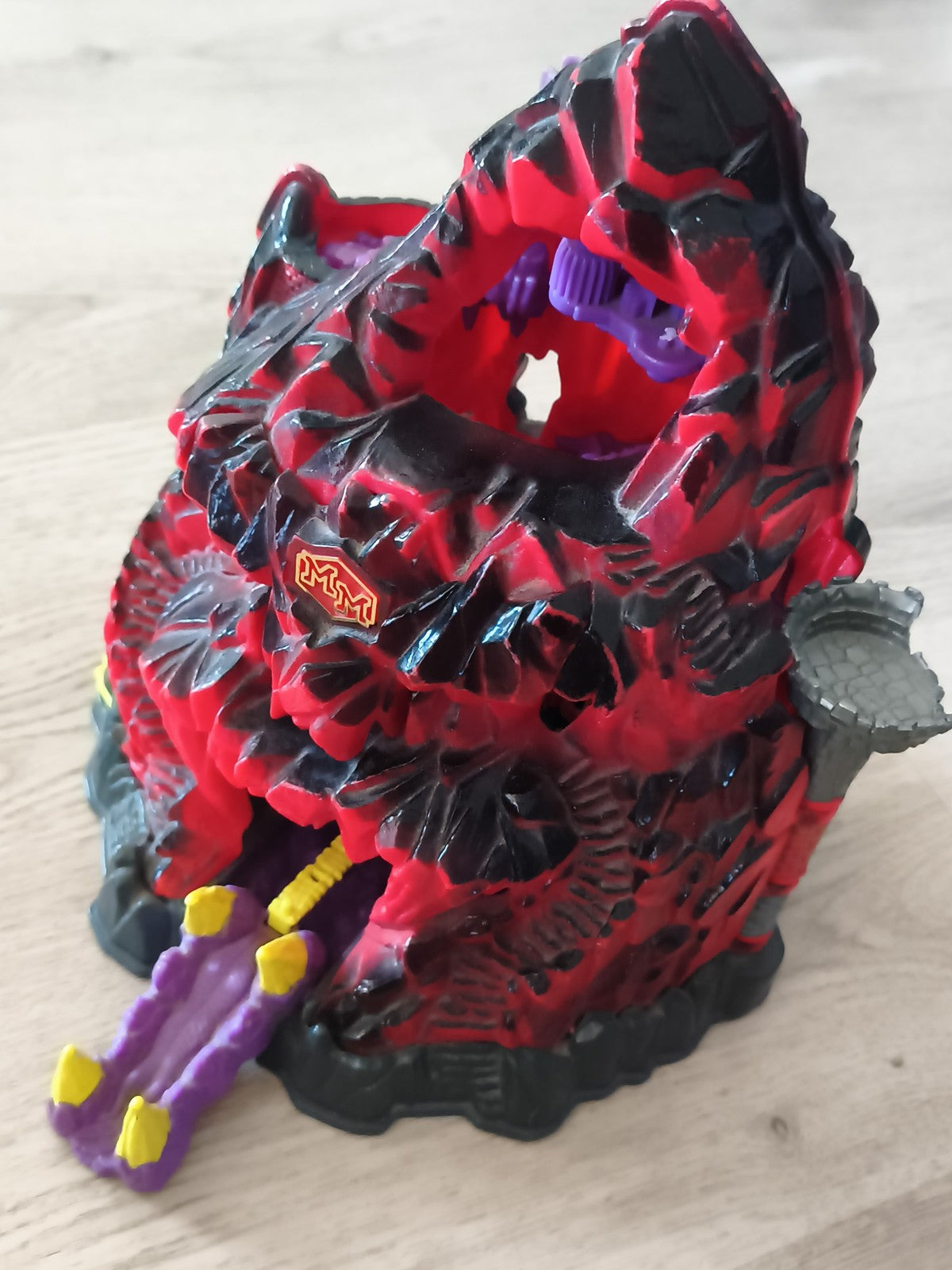 Playset Mighty Max vintage volcan crâne rouge noir figurines années 90
