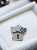 Pin's vintage maillot OM Panasonic n°8 années 90 badge football ancien rare