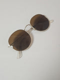 Paire de lunettes unisexe GÉNÉRIQUE d'occasion, monture classique confortable