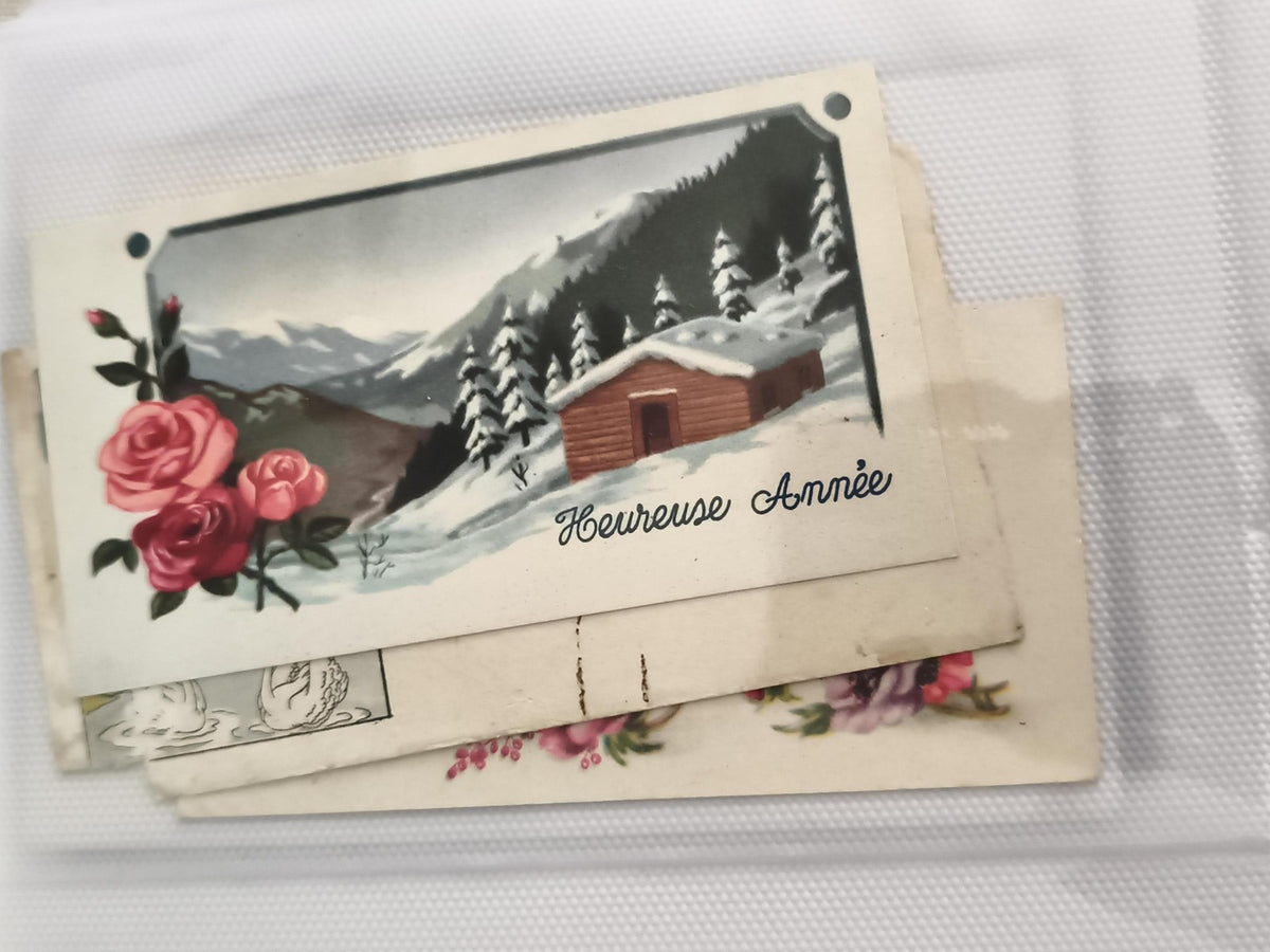 Carte postale ancienne Heureuse Année chalet neige fleurs vintage