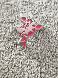 Pin's vintage girafe rose émaillé, badge rétro animalier (Ref 9)