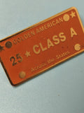 Pin's vintage USA plaque dorée Class A 25 Golden American rétro collection