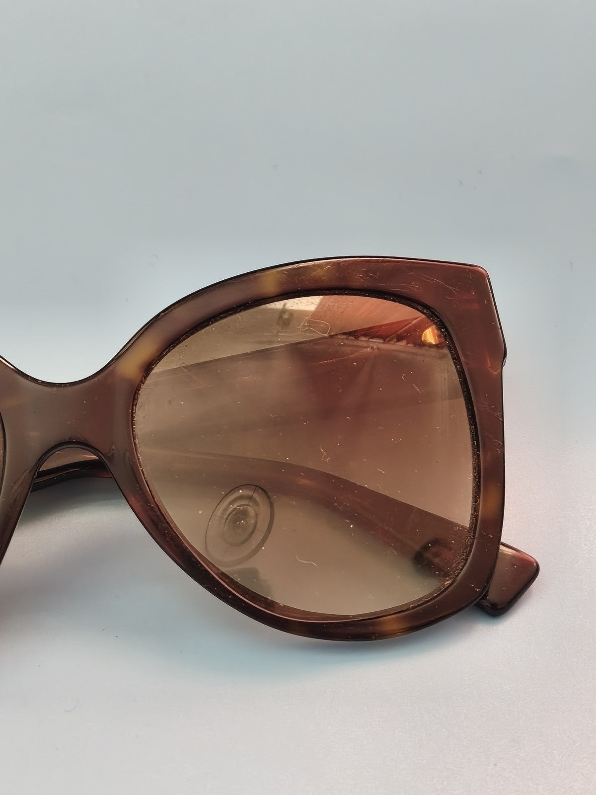 Lunettes de soleil Gucci GG0459S authentiques, modèle mixte élégant, occasion
