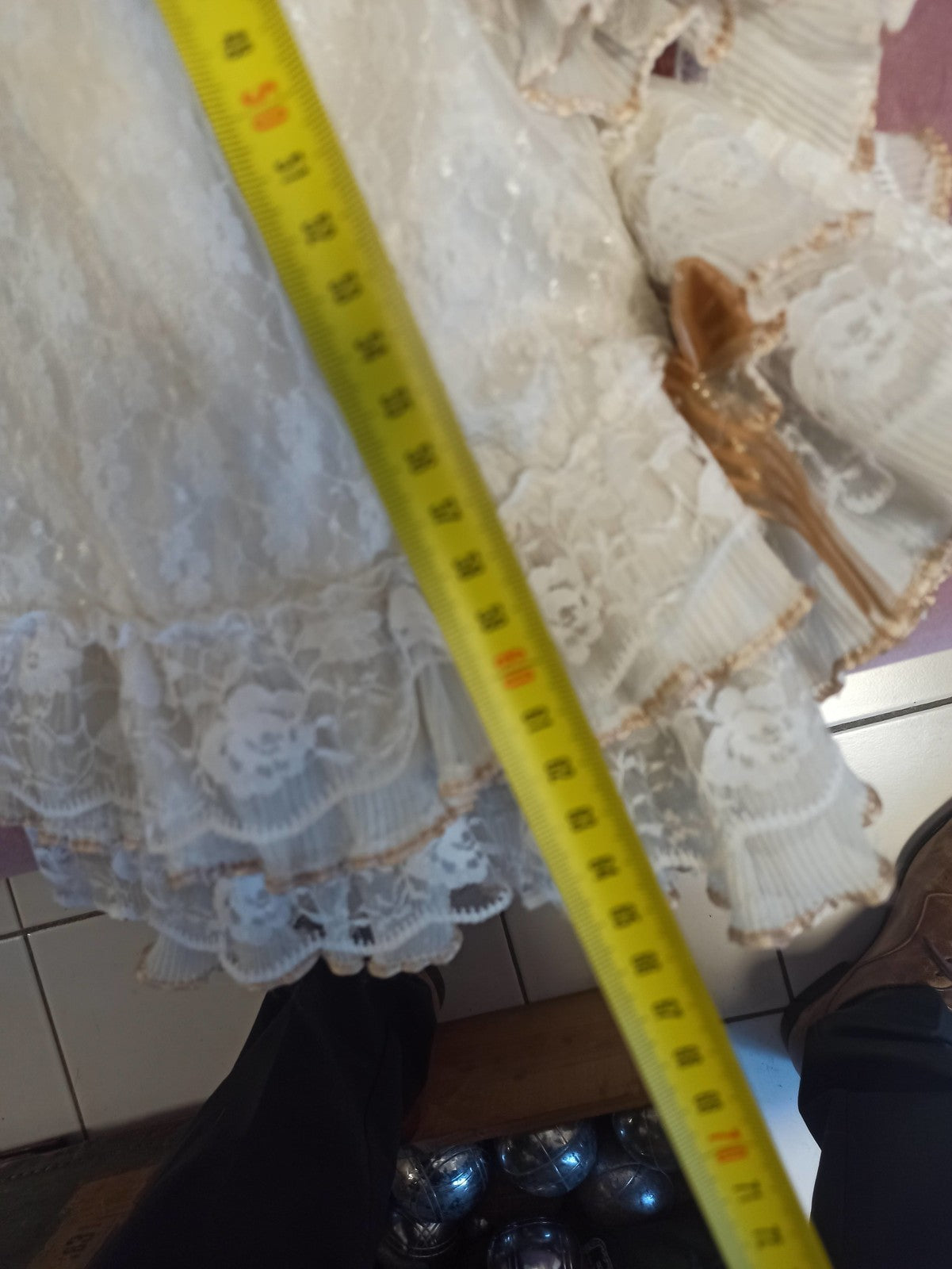 Poupée ancienne porcelaine robe dentelle vintage rétro déco XIXe style