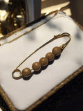 Broche épingle ancienne dorée perles bois, style vintage, métal doré