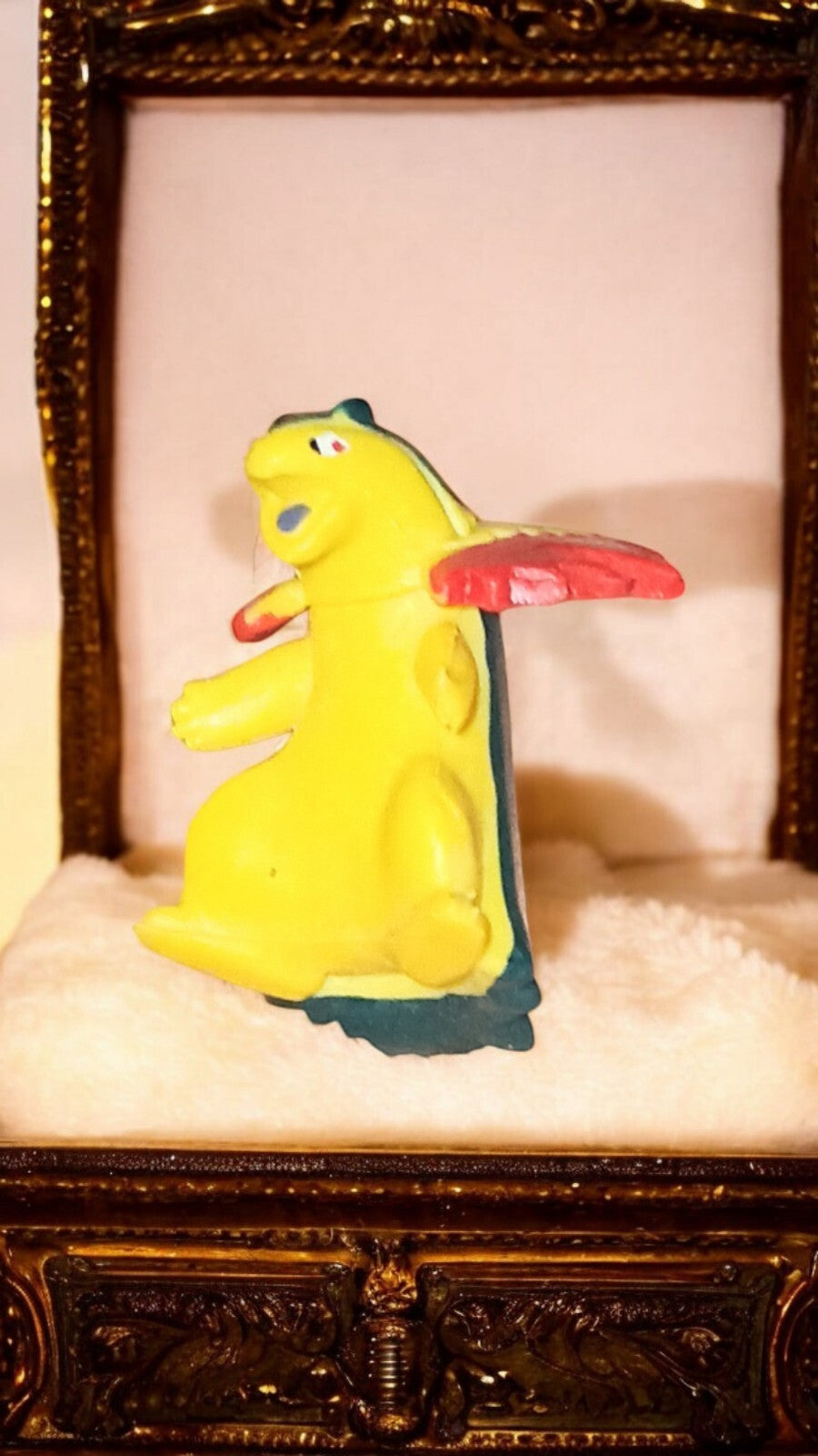 Figurine Pokémon Typhlosion PVC jaune rouge 2005 2006 R LW