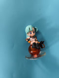 Figurine Bulma Dragon Ball Z Gashapon assise sur boule orange DBZ