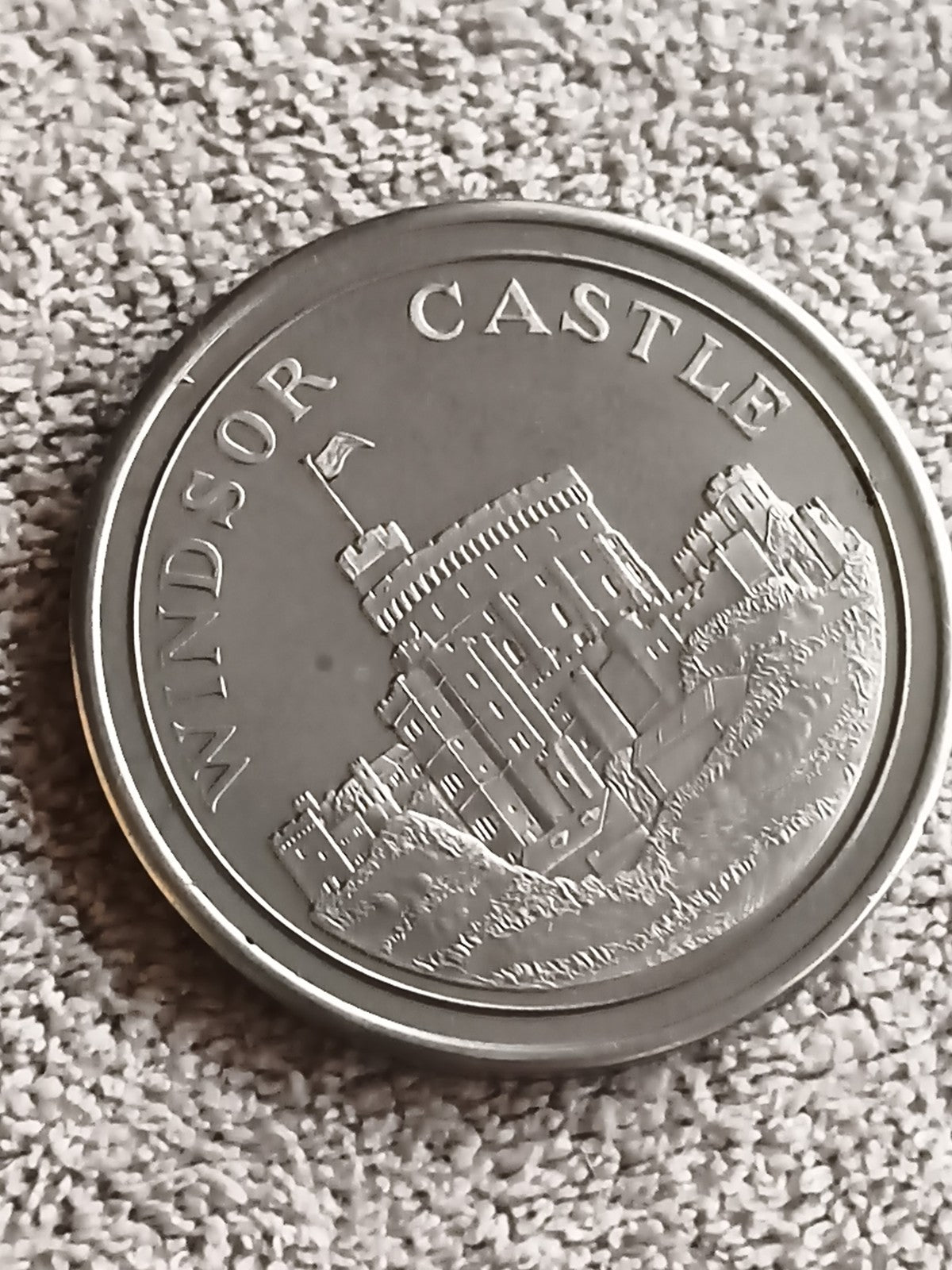 Médaille ancienne Windsor Castle, finition métallique, souvenir UK vintage
