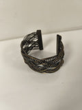 Ancien bracelet métal ajouré tressé vintage, couleur bronze, style rétro