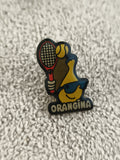 Pin's publicitaire vintage Orangina tennis années 90, badge rétro boisson (Ref 2