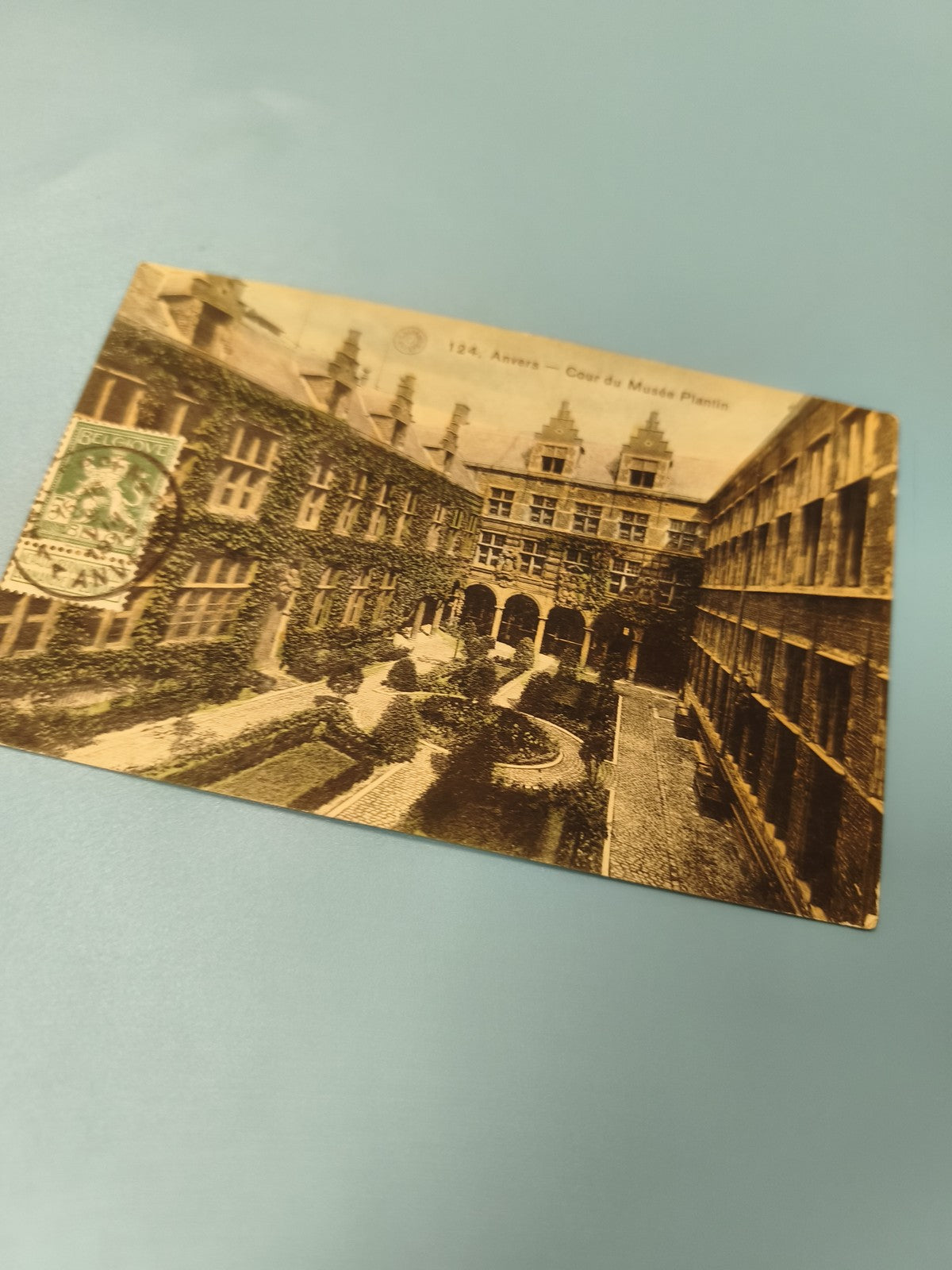 Carte postale ancienne CPA Anvers Musée Plantin vue cour timbre oblitéré