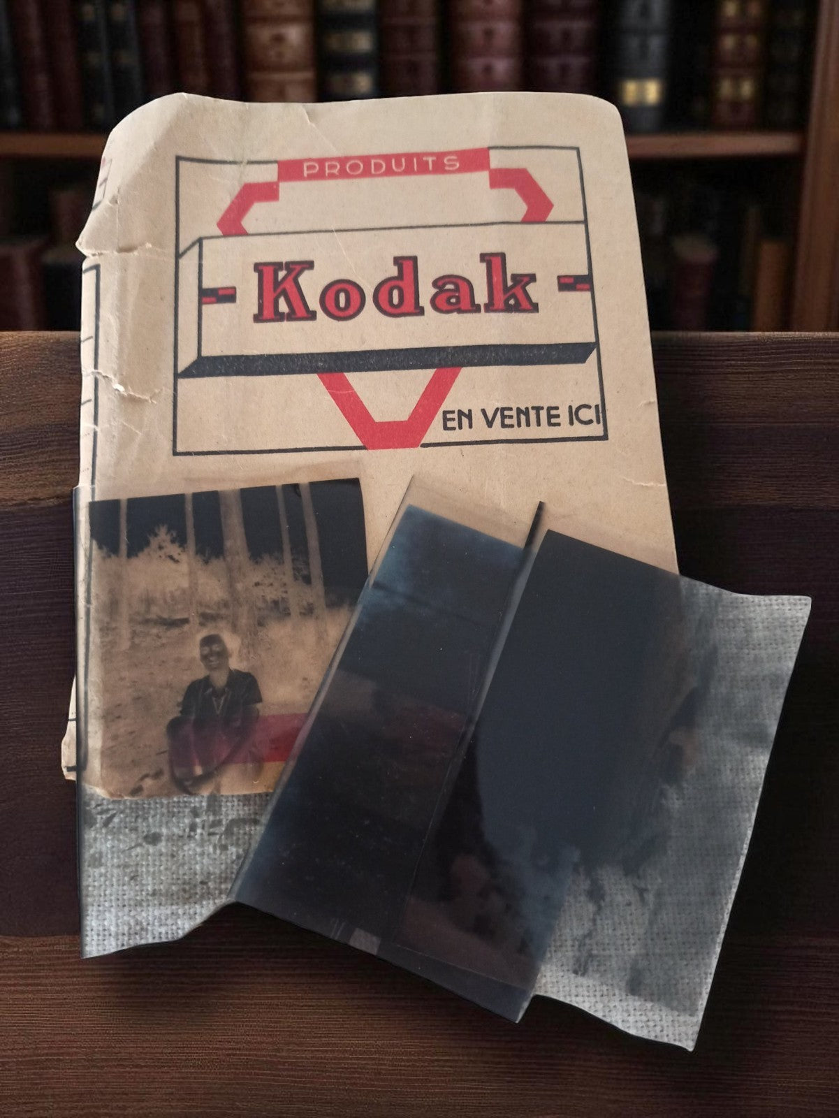 Lot négatifs photo vintage Kodak + livret ancien années 30-50 rétro