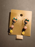 Paire de boucles d’oreilles vintage fleurs émaillées perles fantaisie deadstock