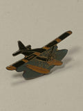 Pin's ancien vintage rétro collection, badge broche années 80 90 objet déco