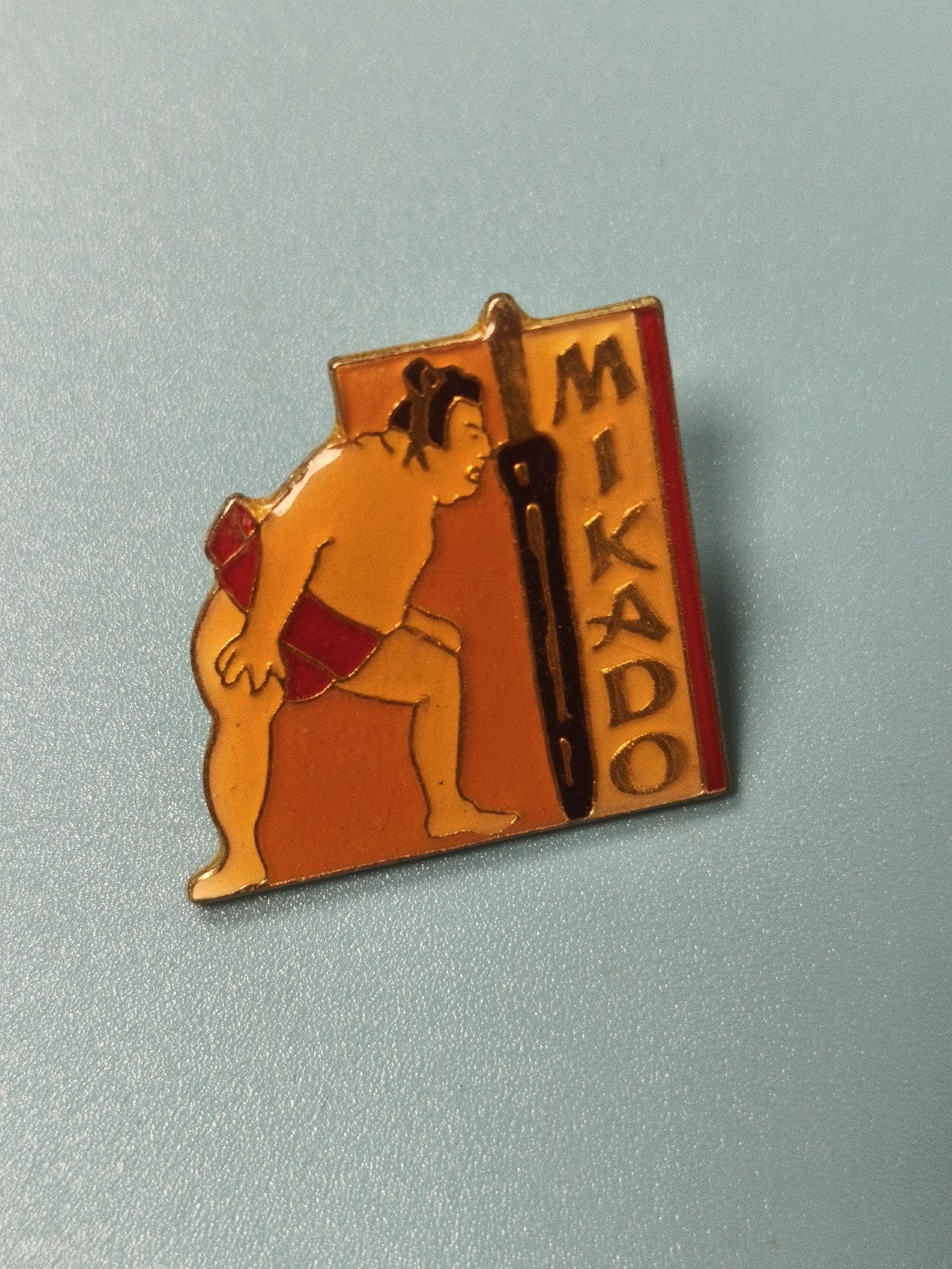 Vintage pin's Mikado sumo émaillé, collection badge ancien, années 80-90