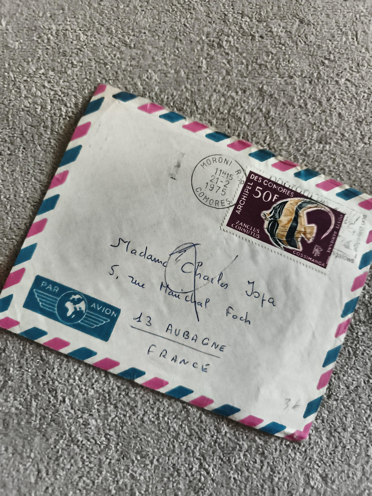Lettre affranchie Comores 1975, enveloppe avion, timbre 50F Zanclus, philatélie