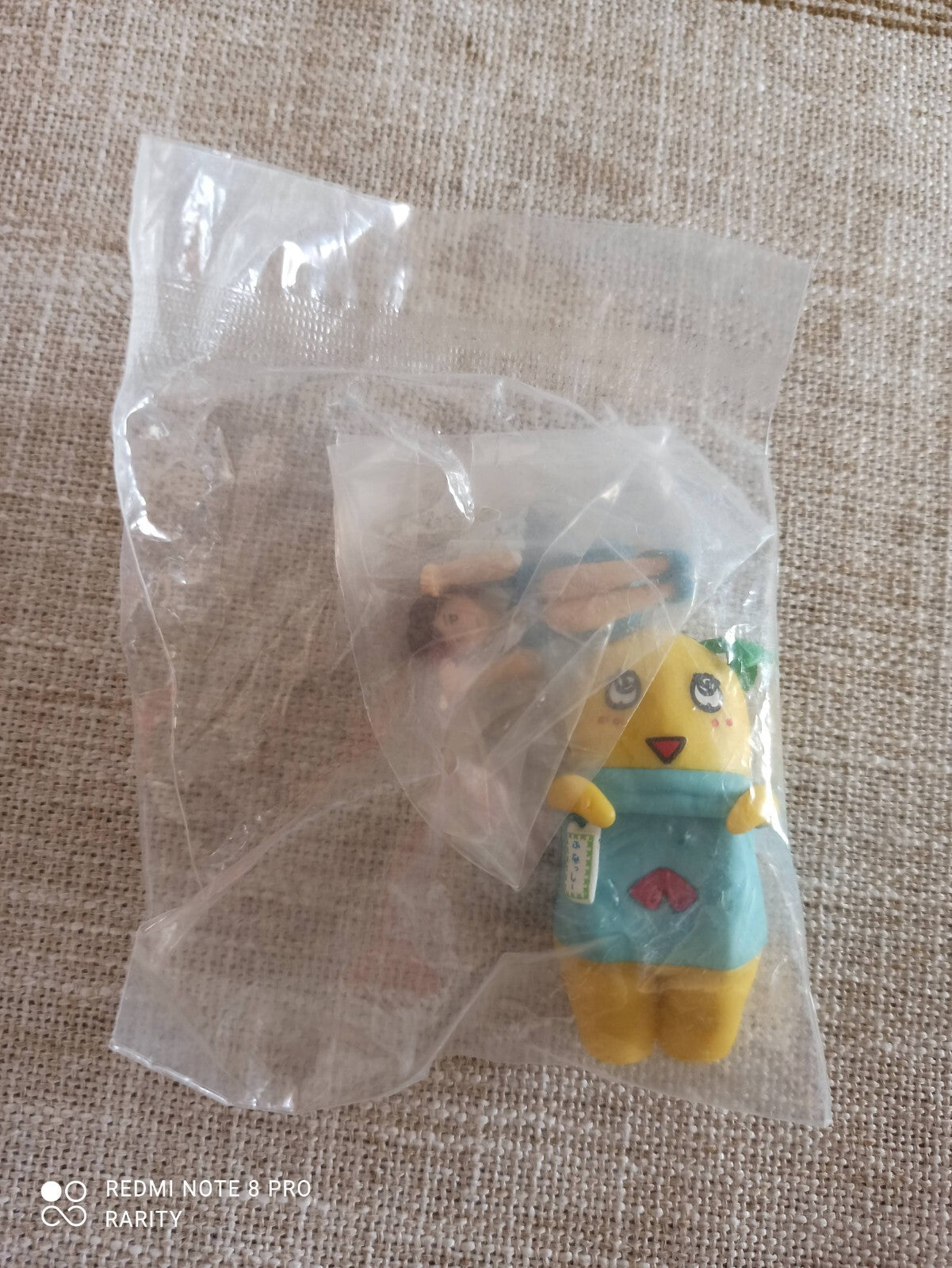 Figurine Gashapon Funassyi Japon en sachet – Mascotte jaune rare