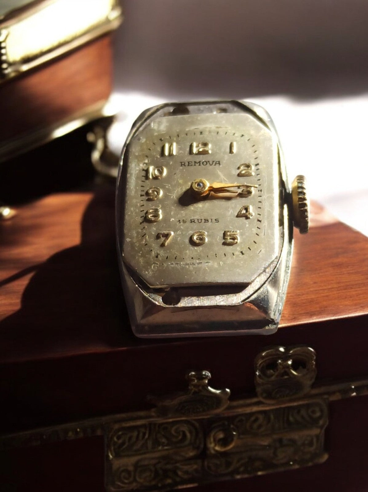Montre mécanique Remova vintage 15 rubis pour pièces cadran argenté