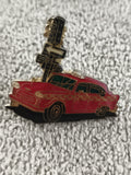 Pin's vintage voiture américaine rouge oldtimer taxi USA émaillé rétro (Ref 4)