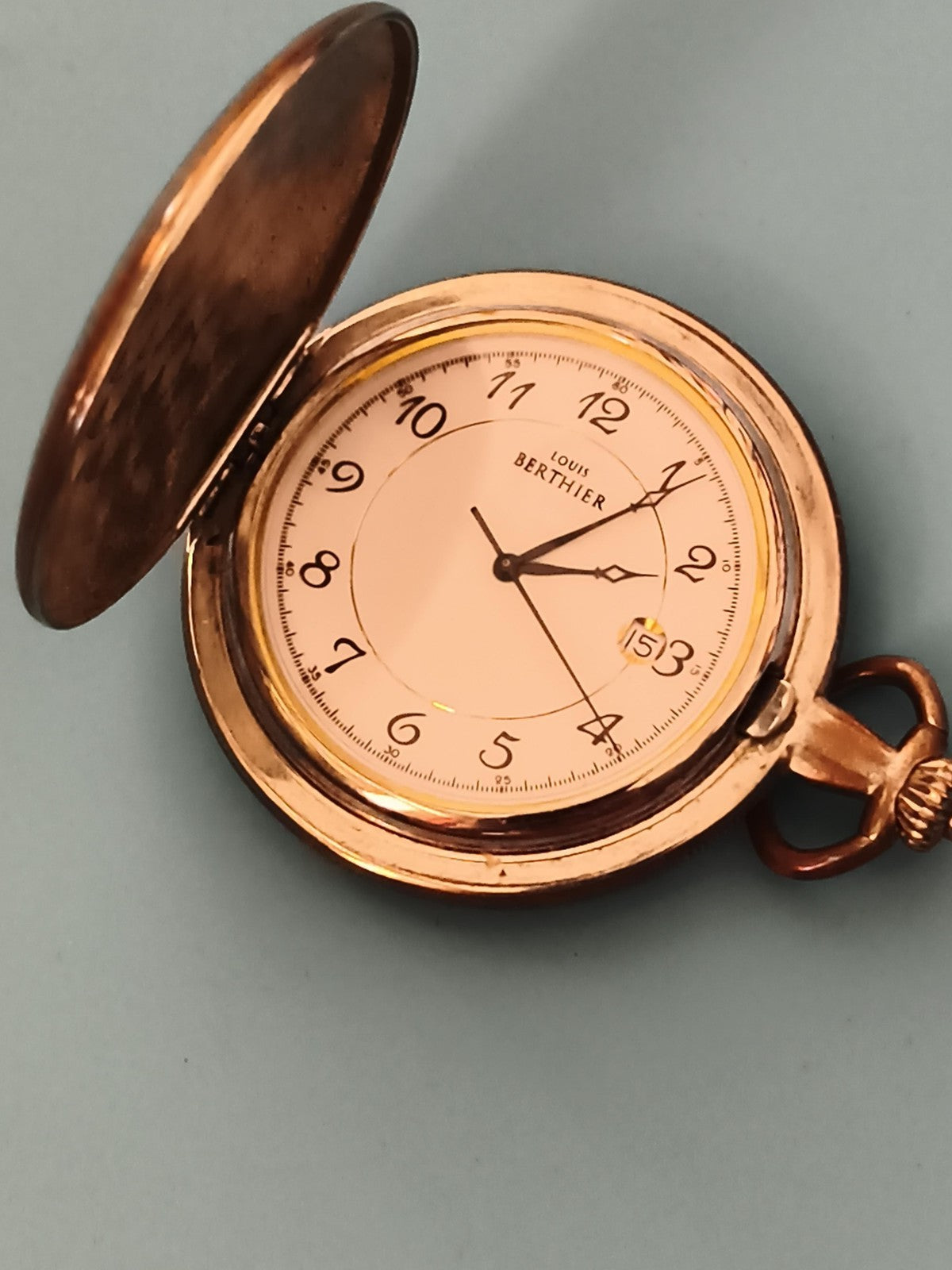 Montre à gousset Louis Berthier cadran blanc, boîtier aspect doré, montre de poc