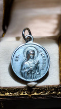 Médaille religieuse ancienne St Theresa bronze, pendentif vintage sacré