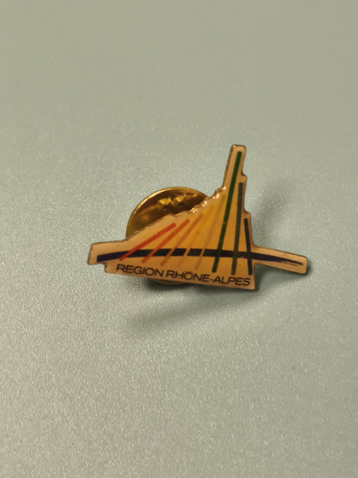 Vintage pin Rhône-Alpes region old colorful logo regionalism collection