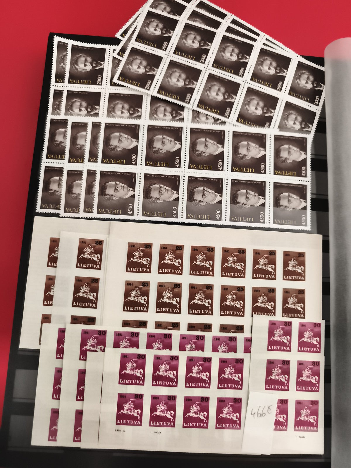 Timbres neufs Lituanie LIETUVA 1991-2000 planches portraits cheval Philatélie