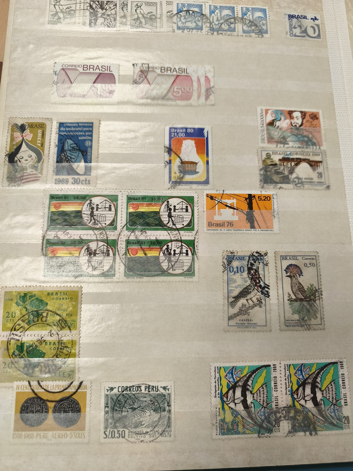 Lot anciens timbres oblitérés Brésil, motifs variés, oiseaux, collection vintage