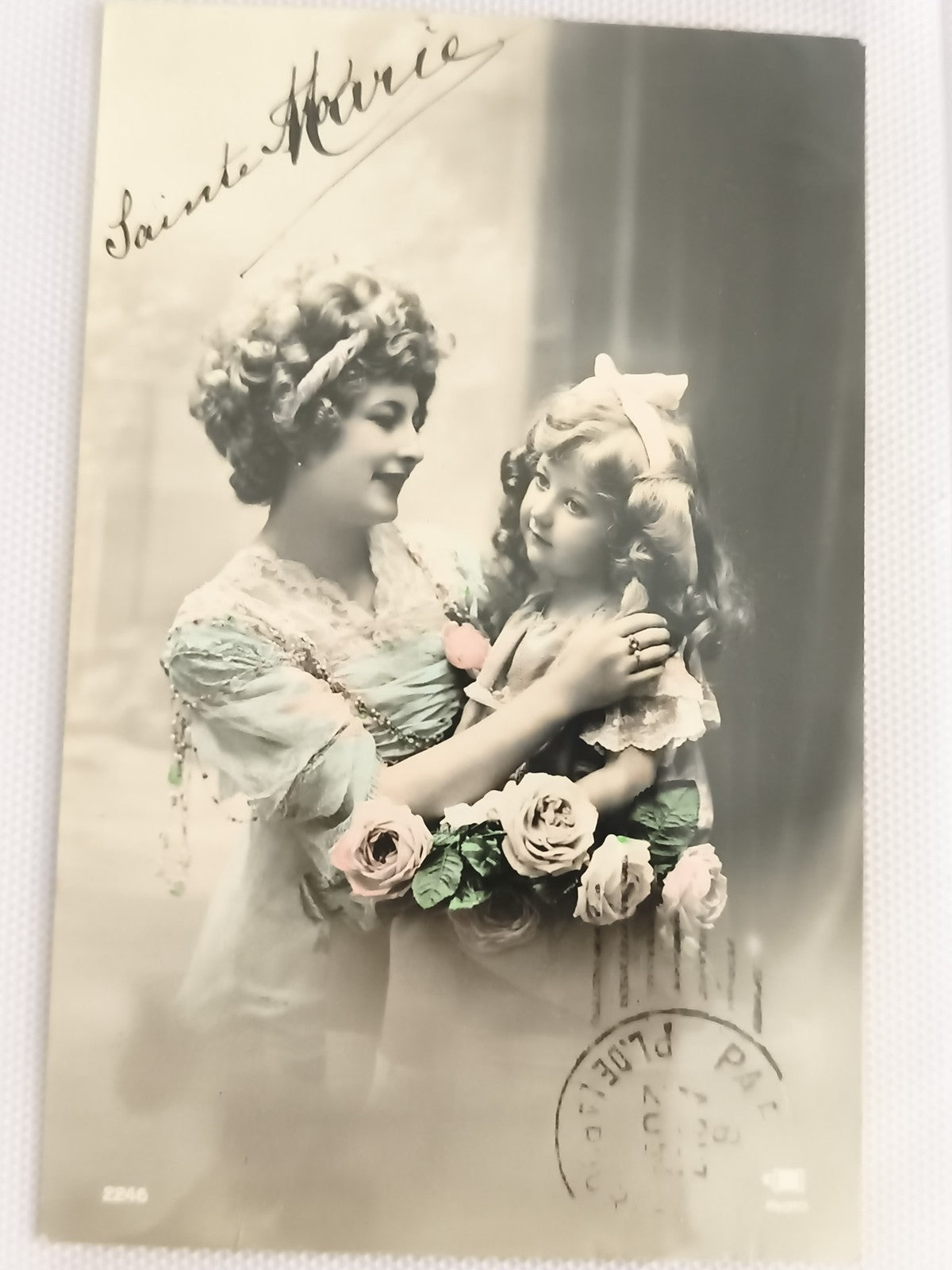 Carte postale ancienne CPA Sainte Marie femme fillette fleurs colorisées