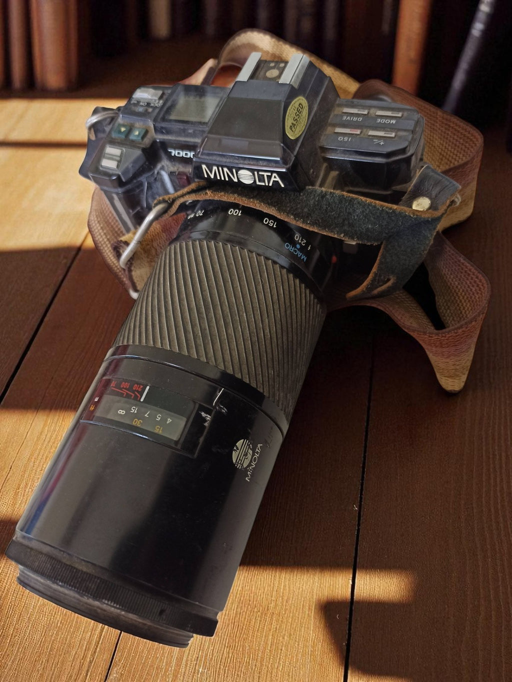 Appareil photo reflex Minolta 7000 vintage autofocus, zoom 70-210mm, ancien