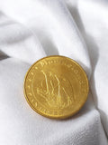 Médaille jeton Marineland Antibes pingouins doré souvenir vintage rare