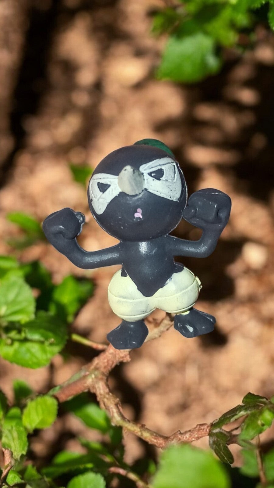 Figurine Pokémon Pifeuil PVC noir blanc vintage 2005 2006 R/LW jouet déco