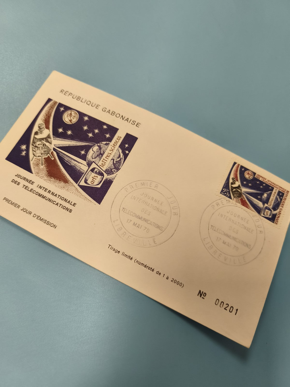 Enveloppe FDC Gabon Journée Télécommunications 1970 Timbre Arts Lettres Sciences
