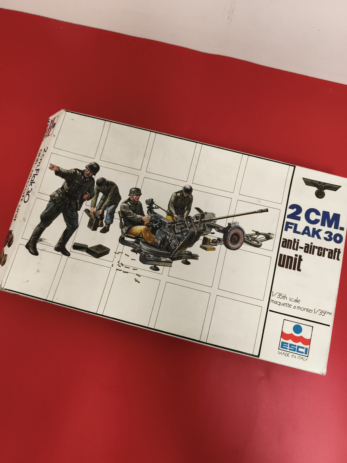 Maquette 2CM Flak 30 anti-aircraft unit ESCI 1/35e boîte illustrée