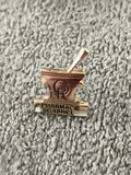 Pin's vintage Pharmacie Gabriel mortier doré logo PR (Ref 9) badge pharmacie