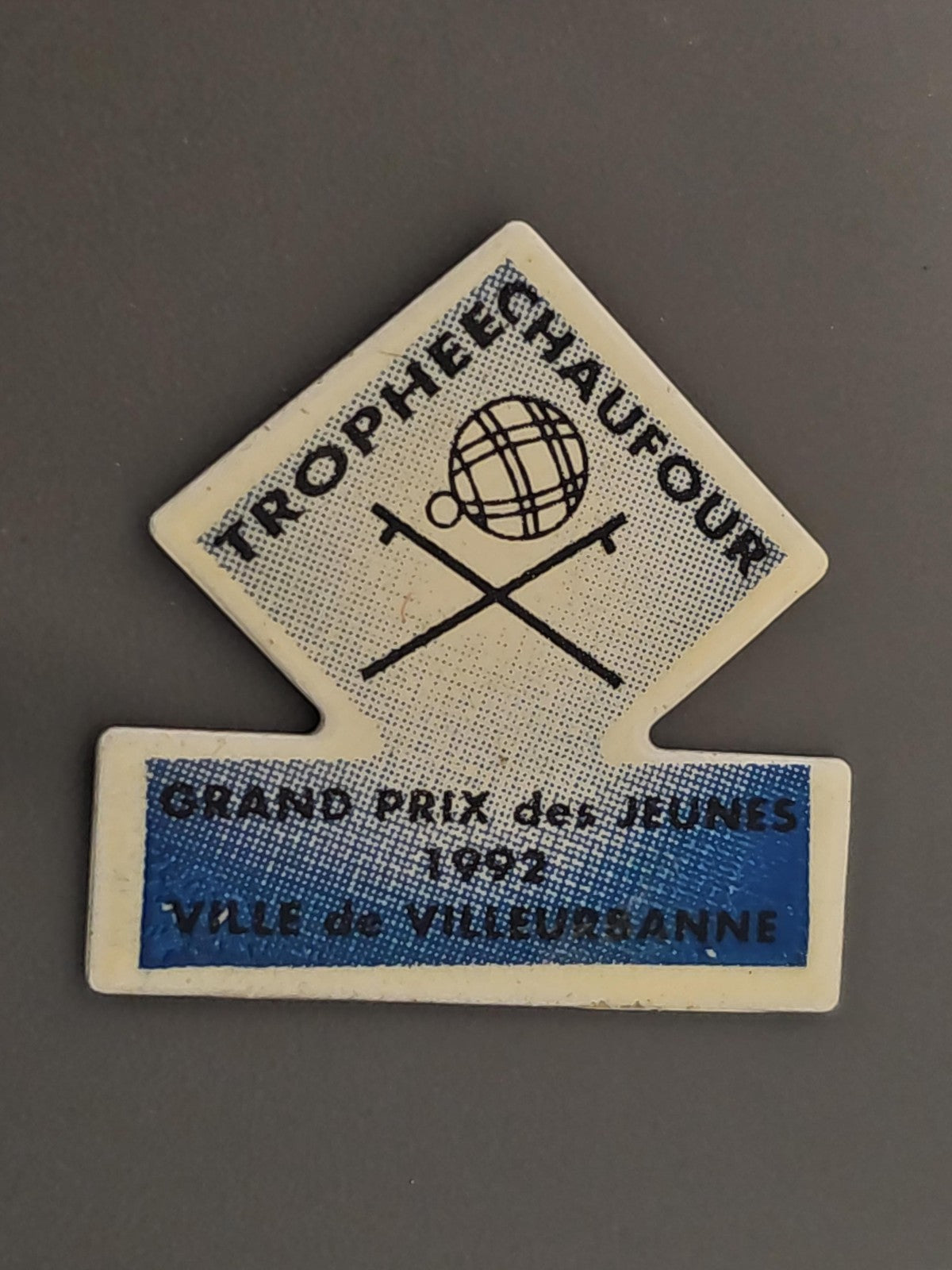 Pin's ancien rétro Trophée Chaufour collection vintage badge rare années 80