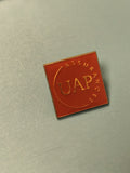 Vintage pin's UAP assurances carré rouge, badge ancien collection (Ref 15)