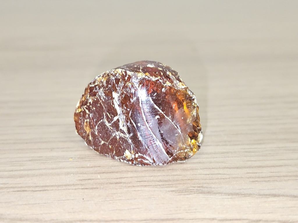Ancien fragment d'ambre naturel vintage, pièce brute pour collection ou création