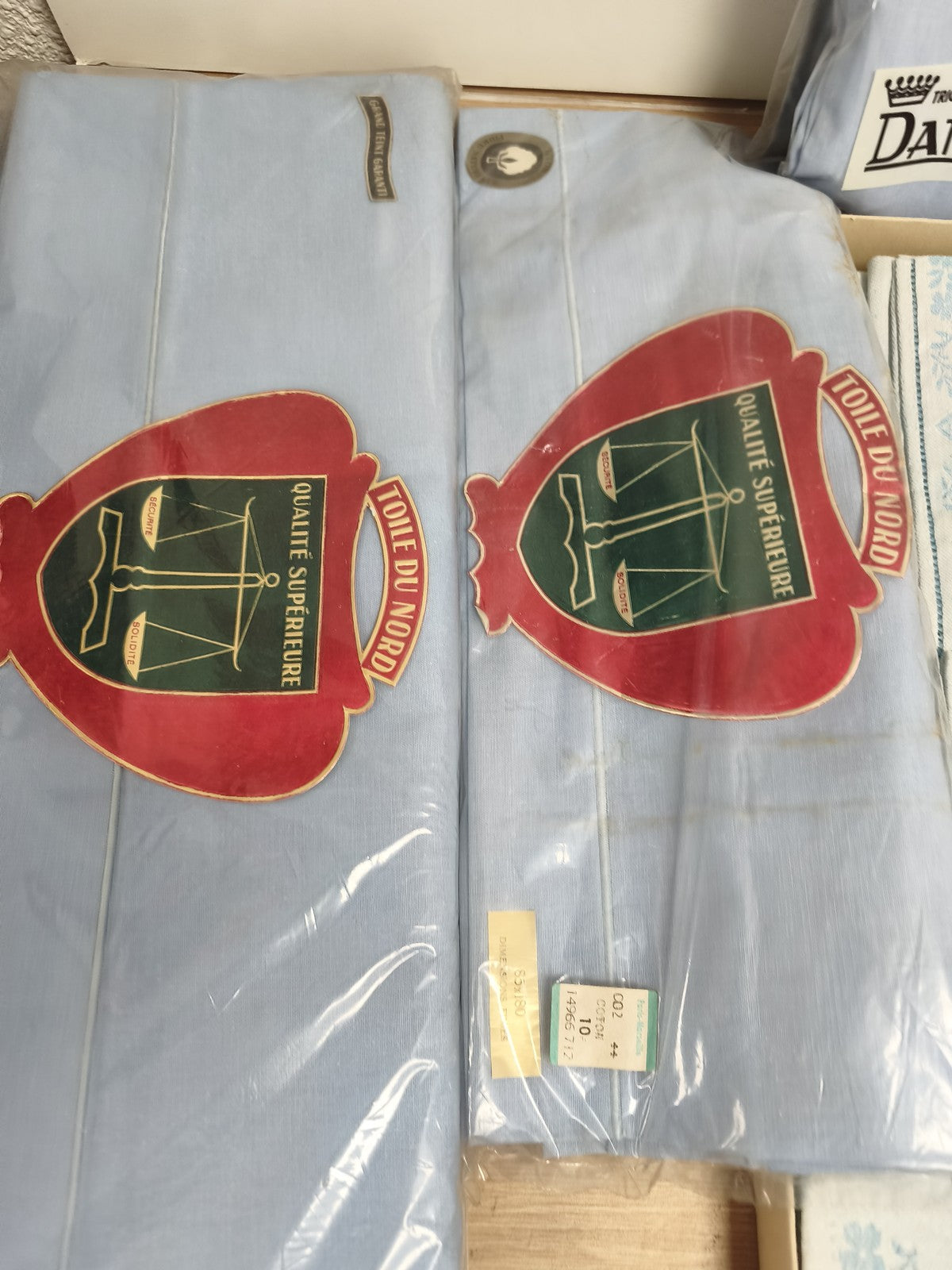 Gros lot ancien linge de lit français, manufactures, motifs variés, vintage