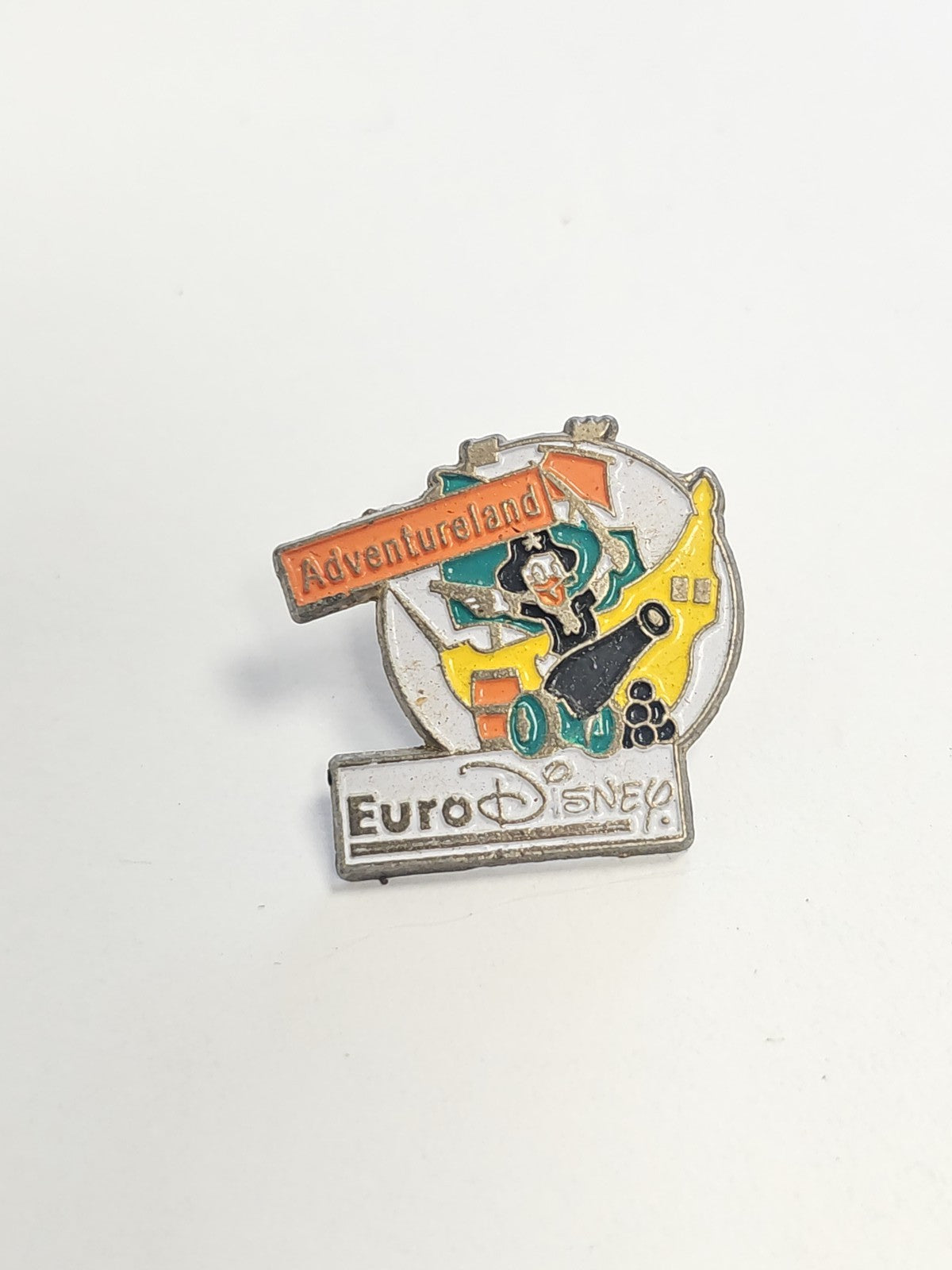 Pin's rétro Euro Disney ancien, badge collection vintage parc Disneyland Paris