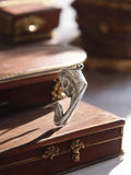 Pendentif religieux ancien Fatima Vierge priante style vintage métal argenté