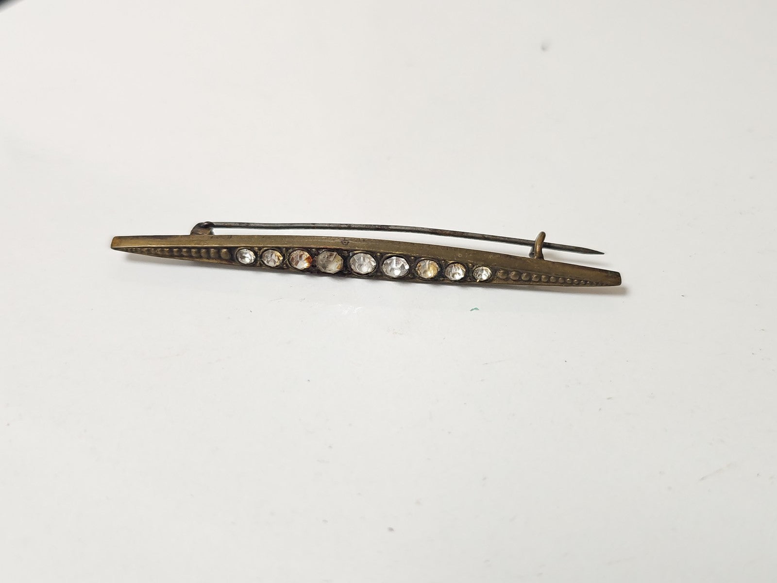 Broche ancienne rétro des années 1920, bijou fantaisie vintage pour collectionne