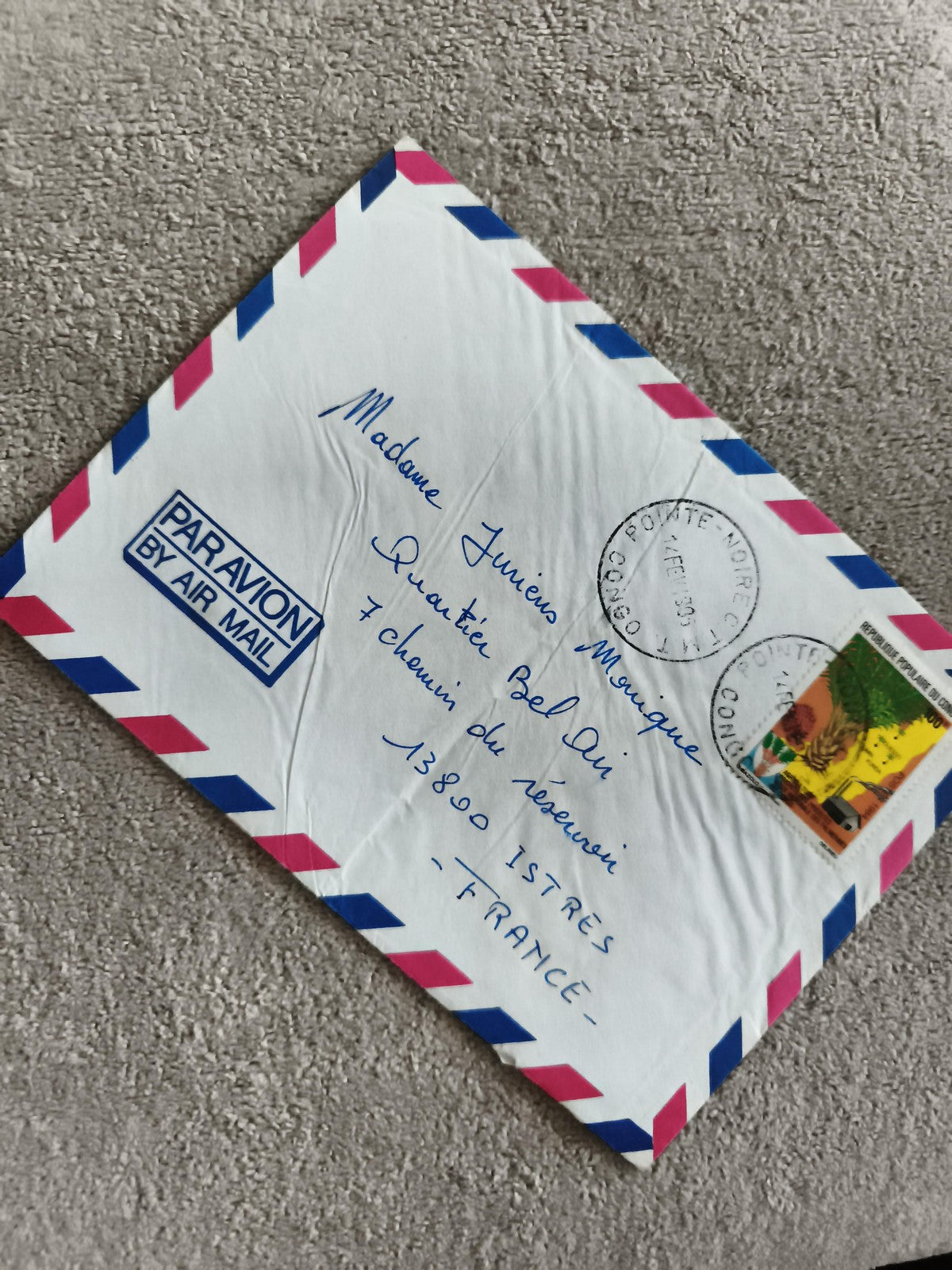Lettre avion Congo France affranchie timbre Pointe-Noire cachet philatélie