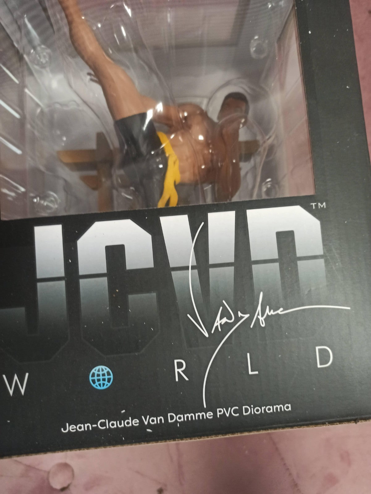 Figurine Jean-Claude Van Damme JCVD World Gallery Diorama PVC boîte