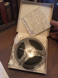 Bande magnétique vintage en bobine ouverte – accessoire rétro audio film