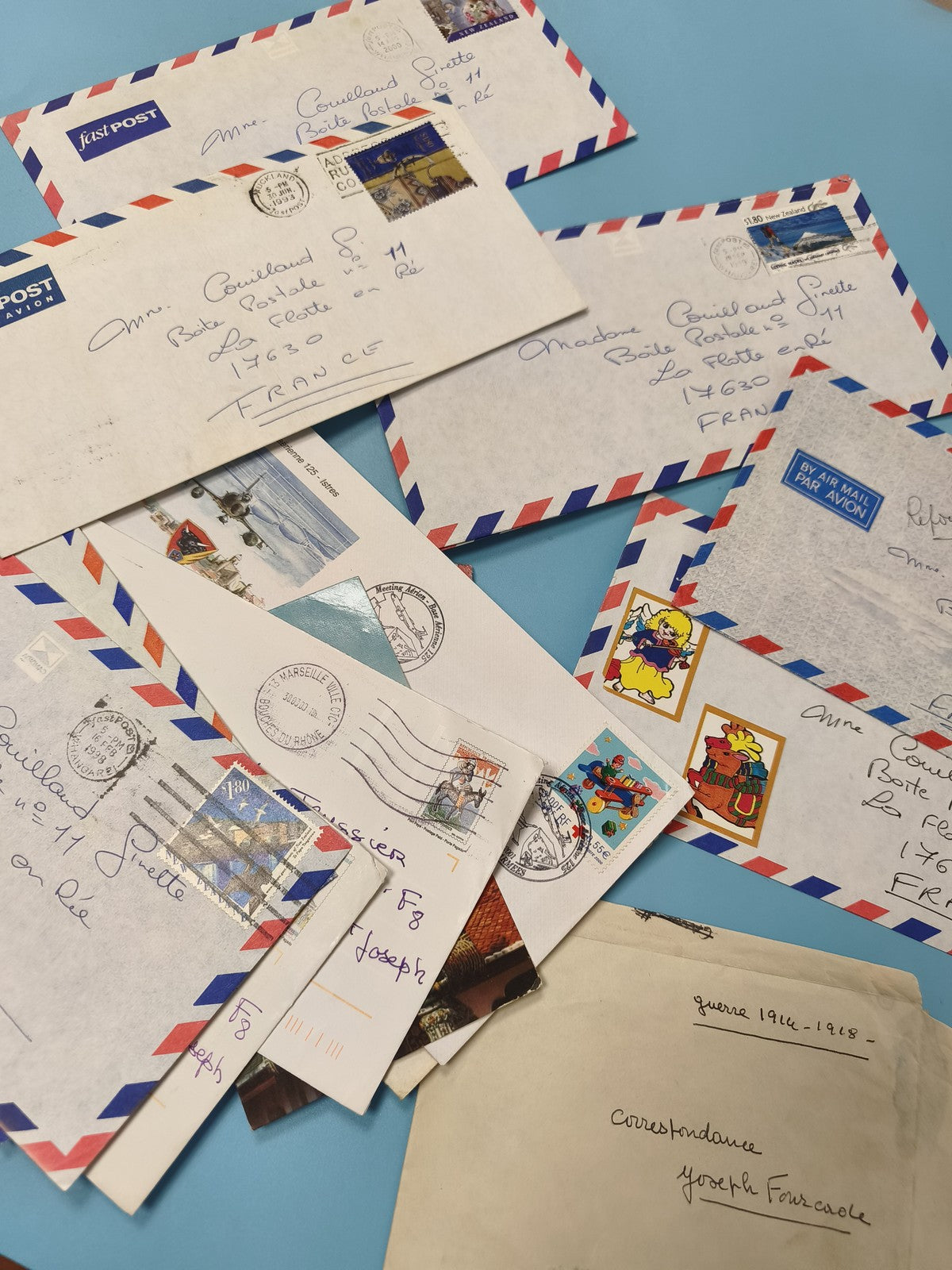 Lot anciennes enveloppes timbrées oblitérées philatélie vintage air mail (Ref 1)