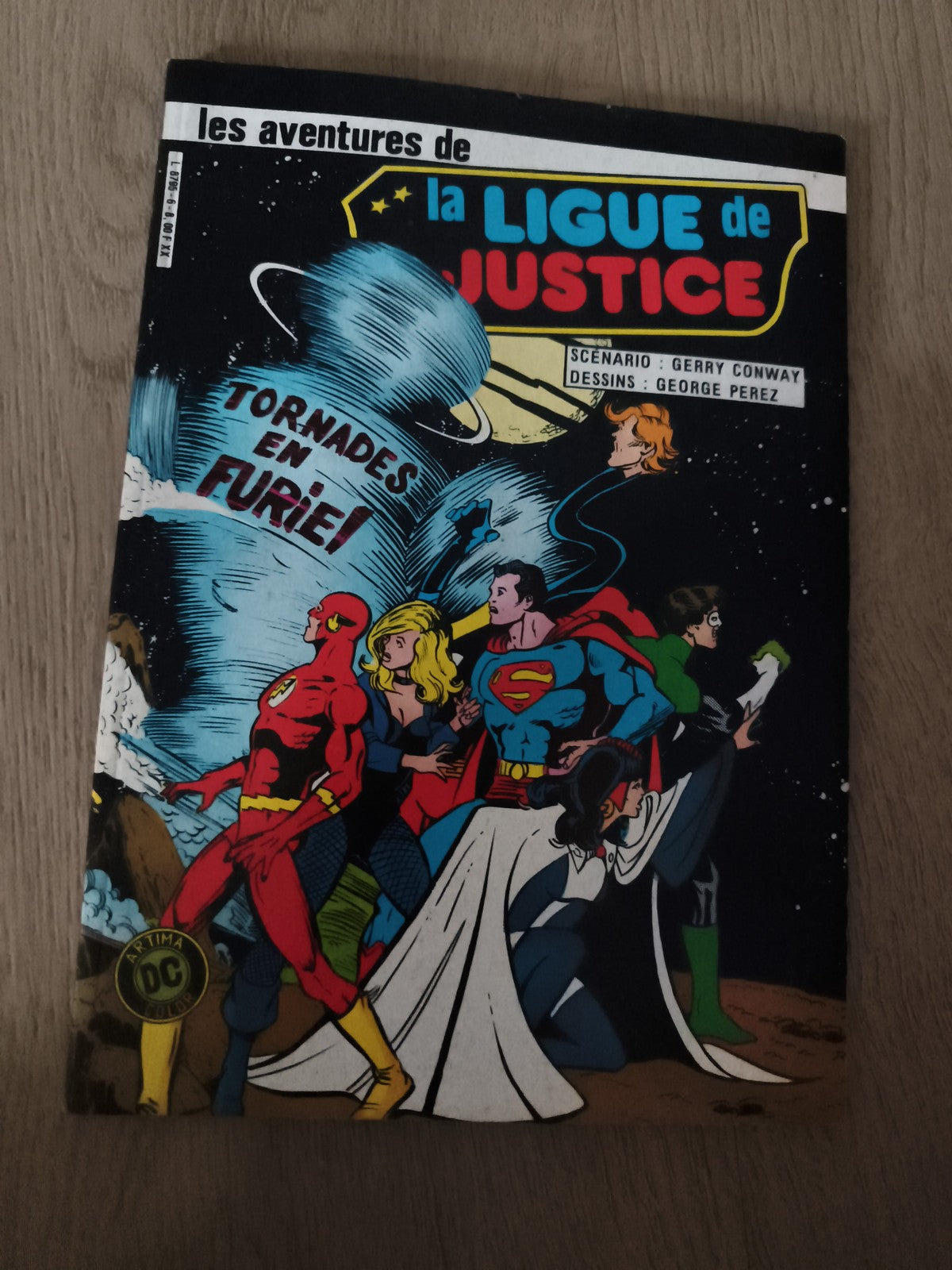 Comic vintage Ligue de Justice Artima DC, Tornades en Furie, ancien super-héros